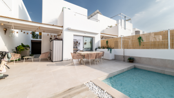 Halfvrijstaande woning te koop San Fulgencio Alicante